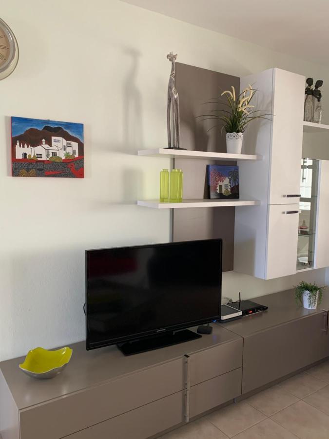 Lovely Villa Nico Playa Blanca, Hot Tub, Communal Pool Playa Blanca (Lanzarote) Exterior foto