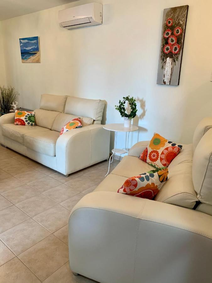 Lovely Villa Nico Playa Blanca, Hot Tub, Communal Pool Playa Blanca (Lanzarote) Exterior foto